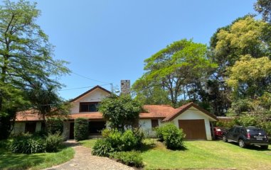 Hermosa Chalet en venta, Mansa., Bajo de Precio.