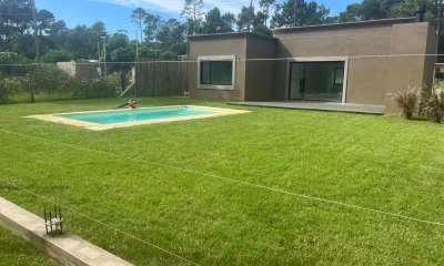 Casa a estrenar ! 3 dormitorios  en Barrio Privado, Punta del Este