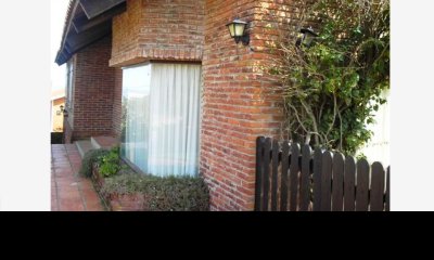 Venta Casa de 3 dormitorios en Manantiales a pocas cuadras del mar!