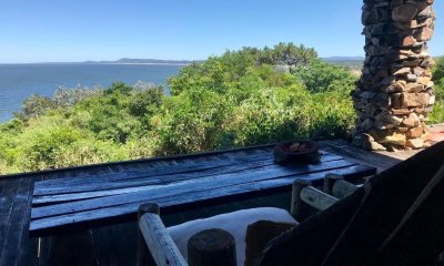Vende casa en Lomo de la Ballena, de 3 dormitorios con vista al mar.
