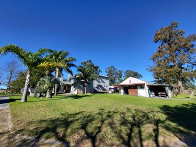 vende chacra de 108 hectareas con casa de 6 dormitorios en pueblo eden. - ndm23032h