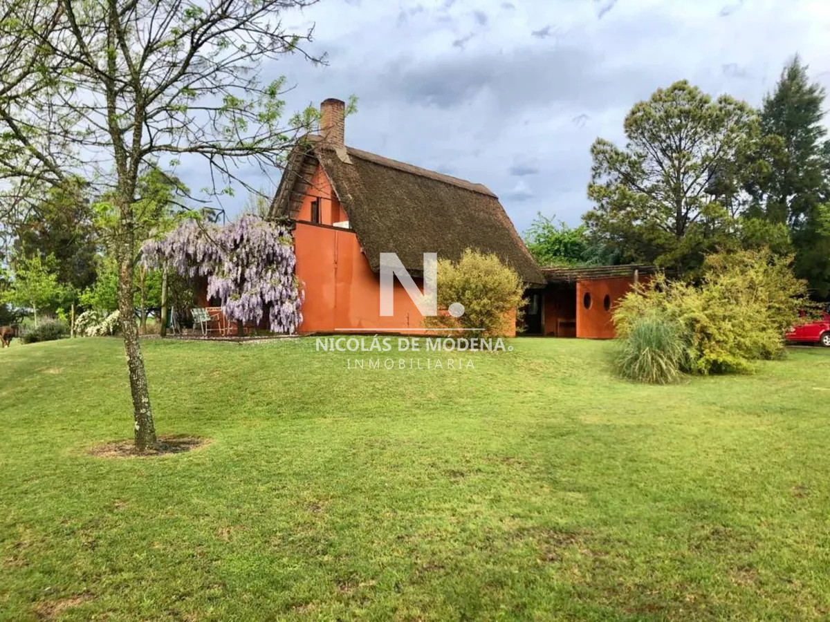 Vende excelente Chacra en Colonia del Sacramento, con 7 dormitorios. - GoPunta - Portal Inmobiliario de Punta del Este - Maldonado
