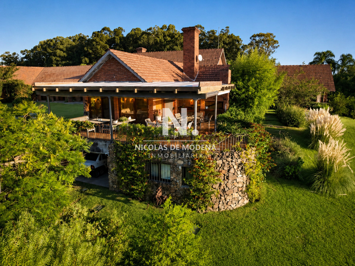 Exclusiva Estancia de Lujo Frente al Mar en Solís - Un Refugio Natural Único, chacra de 6 dormitorios  - NDM30893H
