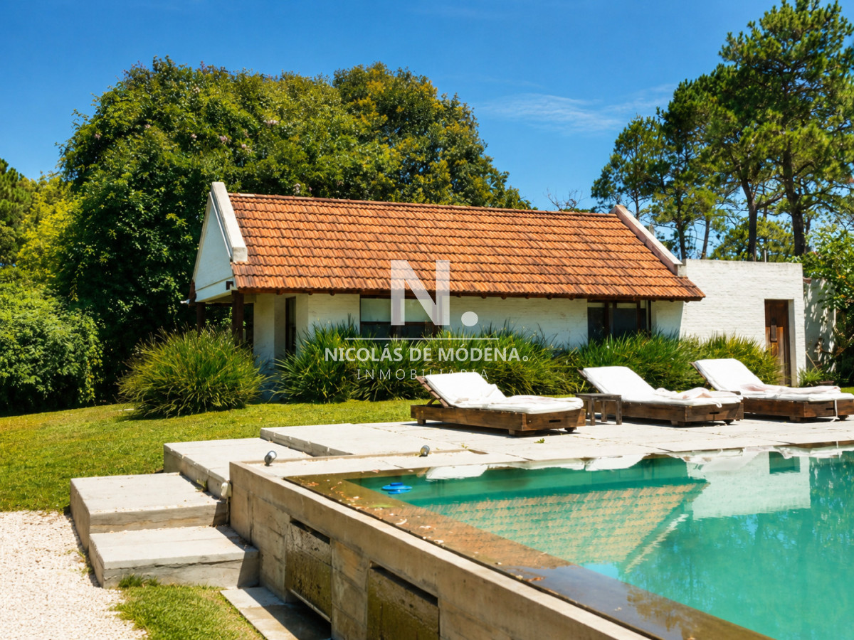 En venta chacra en Barrio Golf, de 5685m2 - NDM30728H