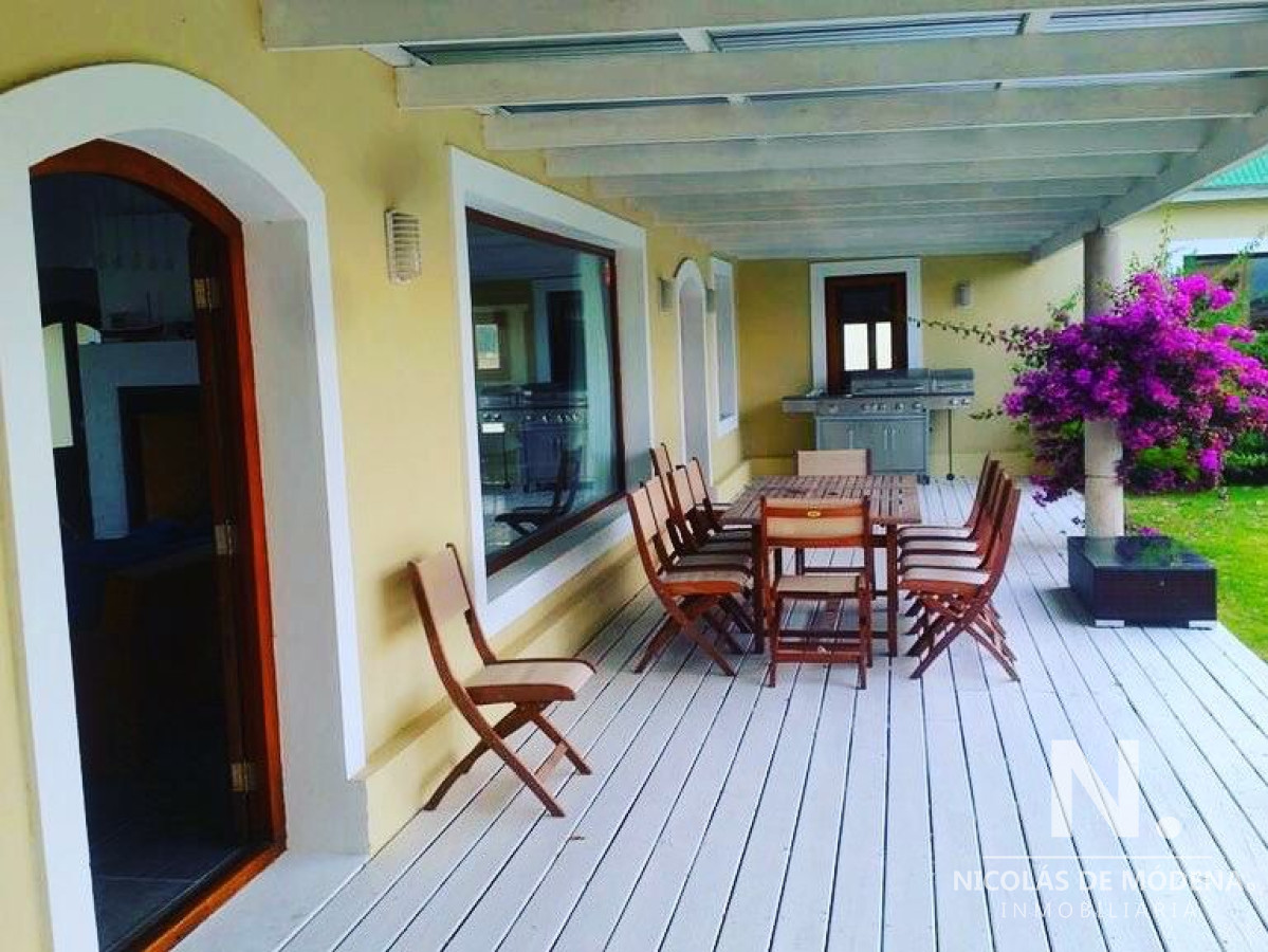 En venta chacra de 5 dormitorios en Ruta 104. - GoPunta - Portal Inmobiliario de Punta del Este - Maldonado