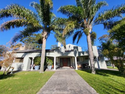 Vende campo mixto en Maldonado.