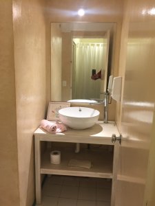 en venta local de 221 m² en roosevelt, punta del este - ndm23030l