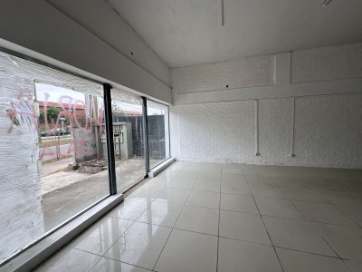 oportunidad de inversión. vendemos locales comerciales en maldonado  - ndm25494l