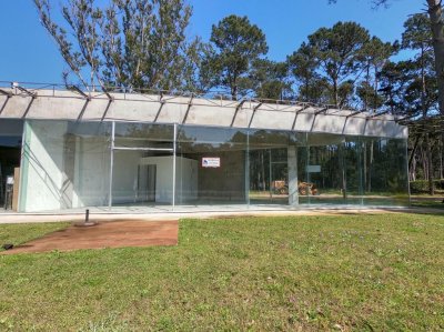 hermoso local en venta en solanas - ndm3941l