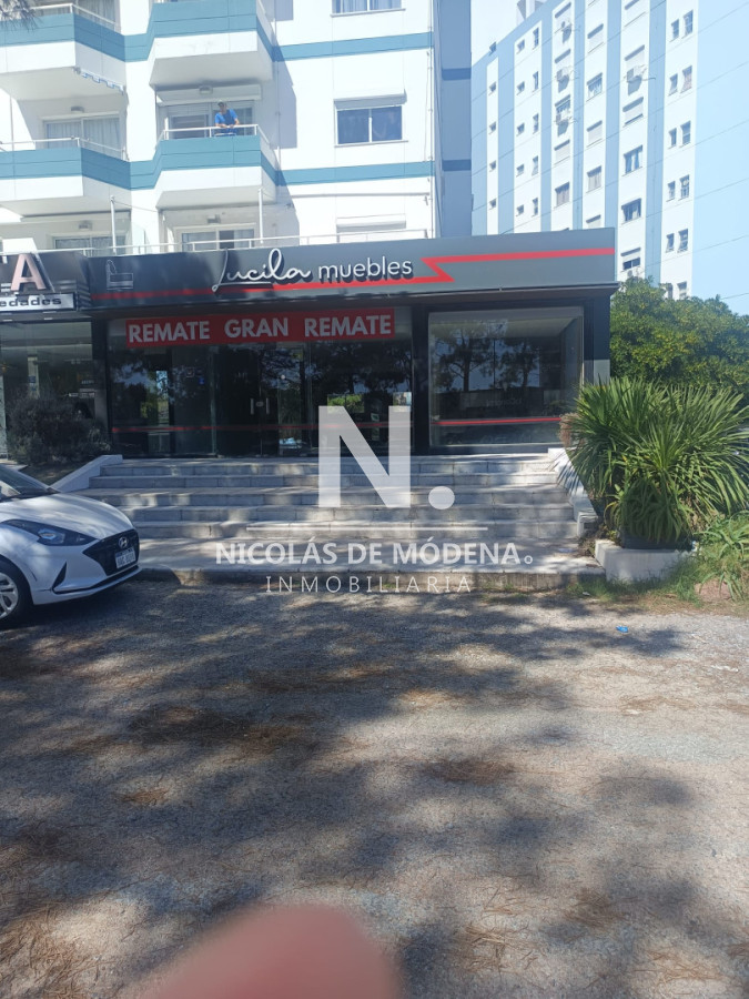 En venta local en Av Italia en Edificio Chesterfield - NDM29355L