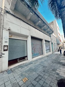 Excelentes Locales con Renta en Ciudad Vieja - Montevideo