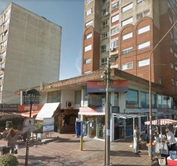 Venta de local en galeria del centro de Maldonado