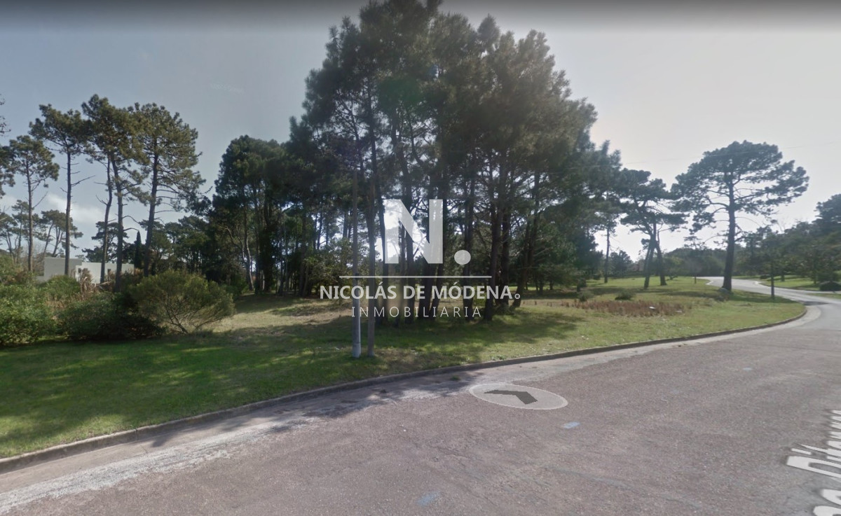 Terreno de 1.000 mts  en venta en Beverly Hills , Punta del Este