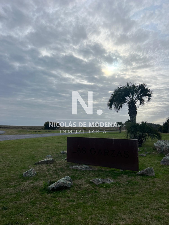 Venta de terreno amplio en las Garzas.  - NDM23490T