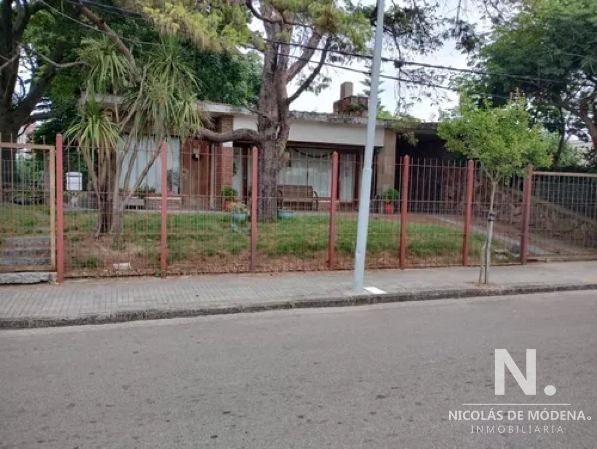 Terreno a la Venta en el Centro de Maldonado , Punta del este - GoPunta - Portal Inmobiliario de Punta del Este - Maldonado