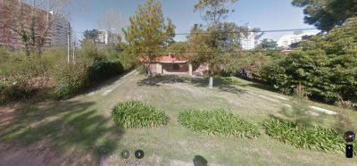 Terreno en Aidy grill , Punta del este , Playa Brava 