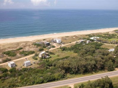 Terreno a solo 200 metros del mar en Santa Mónica – José Ignacio