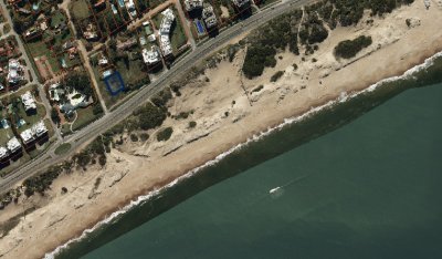 Lote en Primera fila de playa brava, frente al mar 
