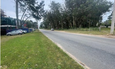 Vende terreno de 1200m2 en Pedragosa Sierra - Punta del Este