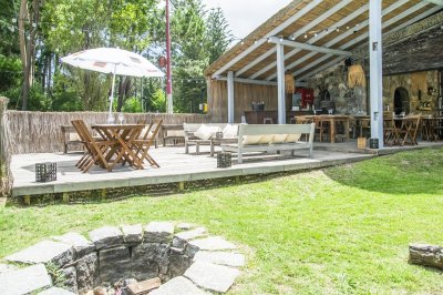 Vende apartamento en Edificio Be House, unidad de 2 dormitorios, Punta del Este  - NDM14206A