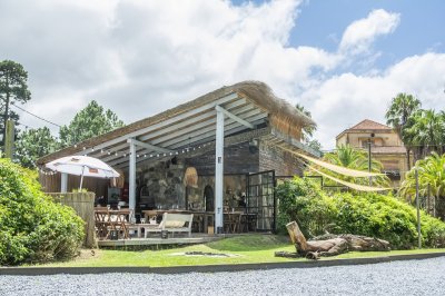 Vende apartamento en Edificio Be House, unidad de 2 dormitorios, Punta del Este  - NDM14206A