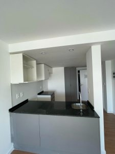 Venta Apartamento de 1 Dormitorio con gran Patio en Malvin. Montevideo! - NDM23093A