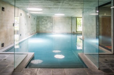 Vende apartamento en Edificio Be House, unidad de 2 dormitorios, Punta del Este  - NDM14206A