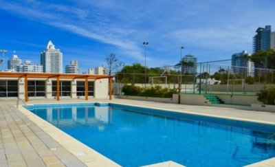 Alquila departamento de 3 dormitorios en suite en Brava- Punta del Este - NDM20201A