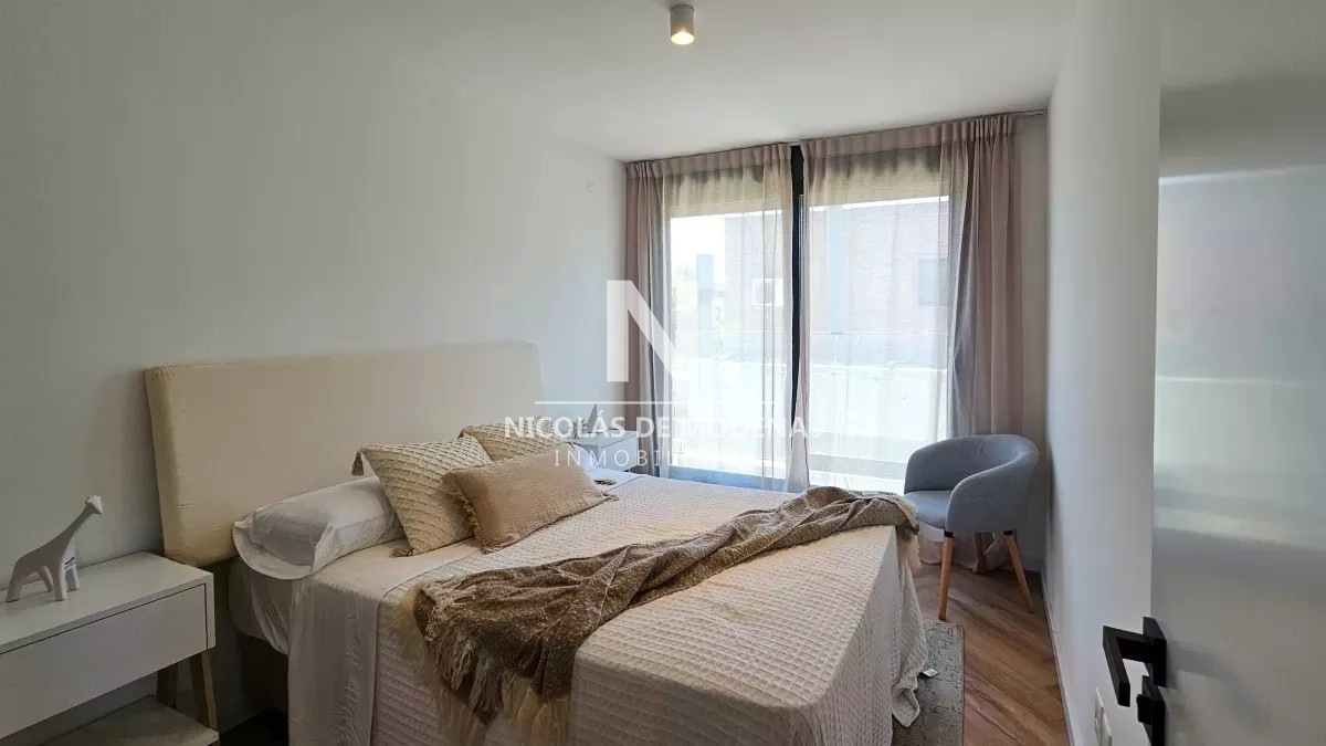 Venta Apartamento de 3 Dormitorios Con Gran Terraza y Garage en Barra de Carrasco. - NDM28417A