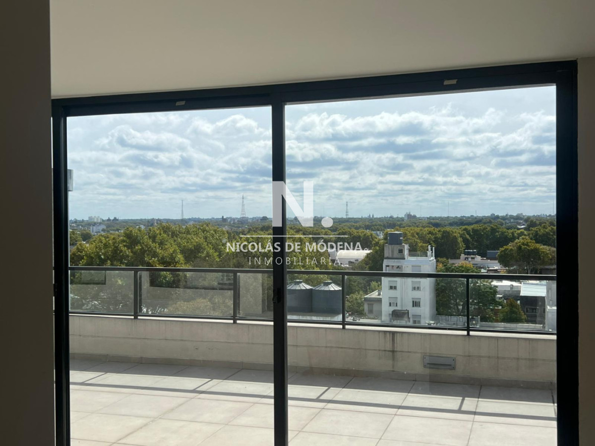 Oportunidad de Inversion: Apartamento de 2 Dormitorios en Tres Cruces,Montevideo. - NDM10368A