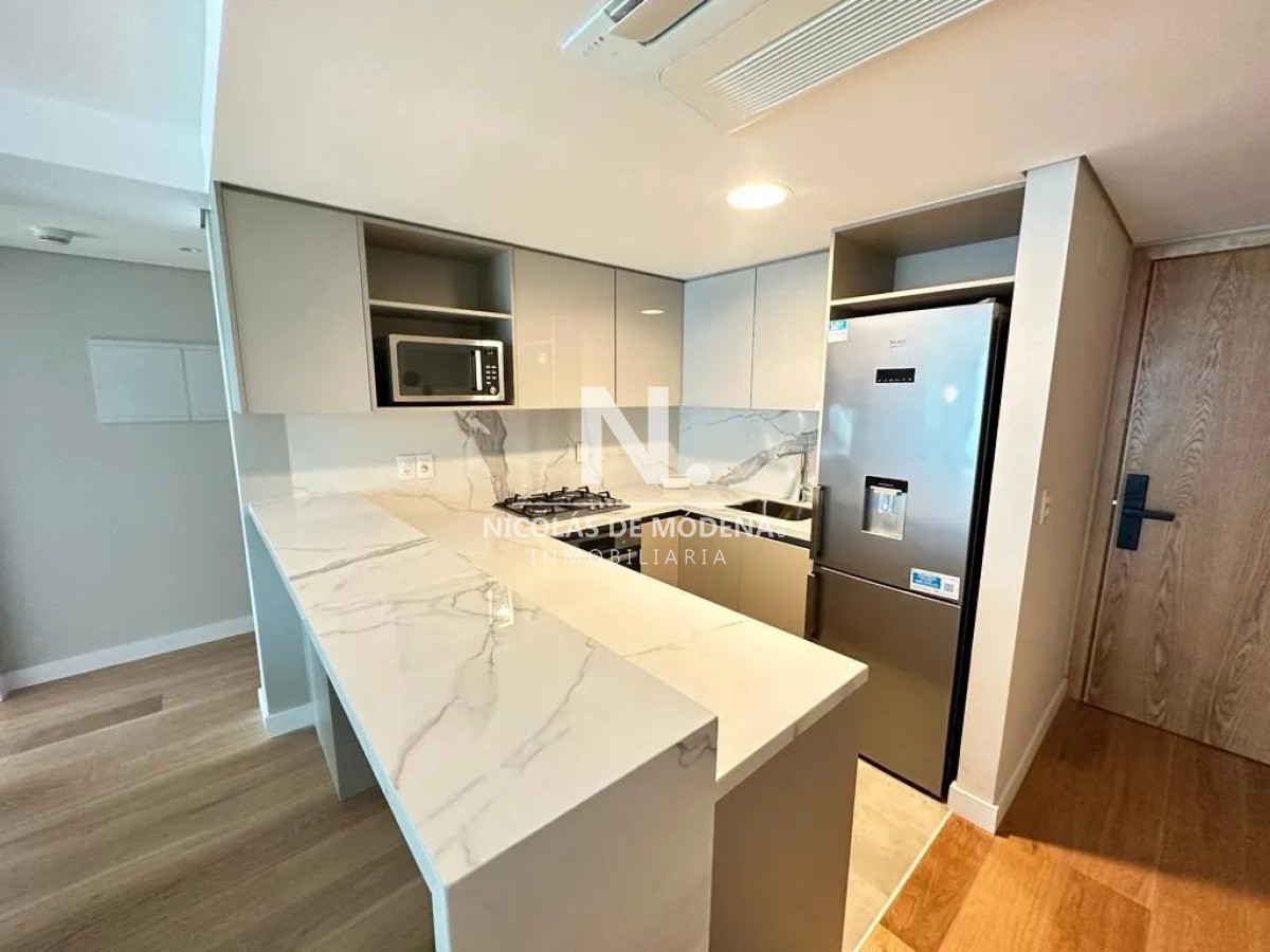 Apartamento de 3 Dormitorios Entrega Inmediata en Villa Biarritz - Montevideo - NDM27097A