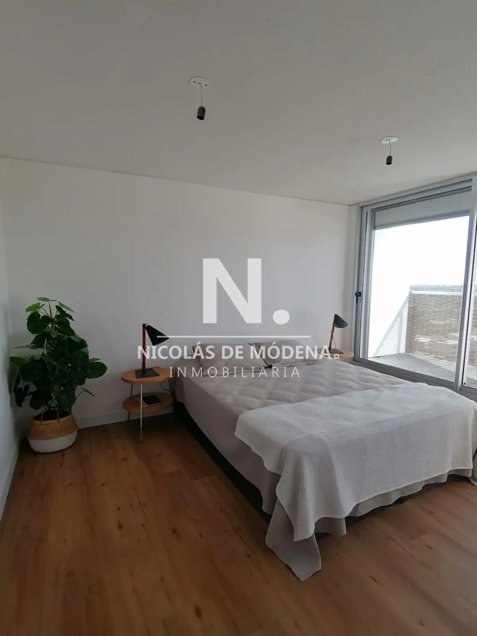 Venta Apartamento de 2 dormitorios en Malvín, piso alto. Edificio Distrito M - NDM12654A