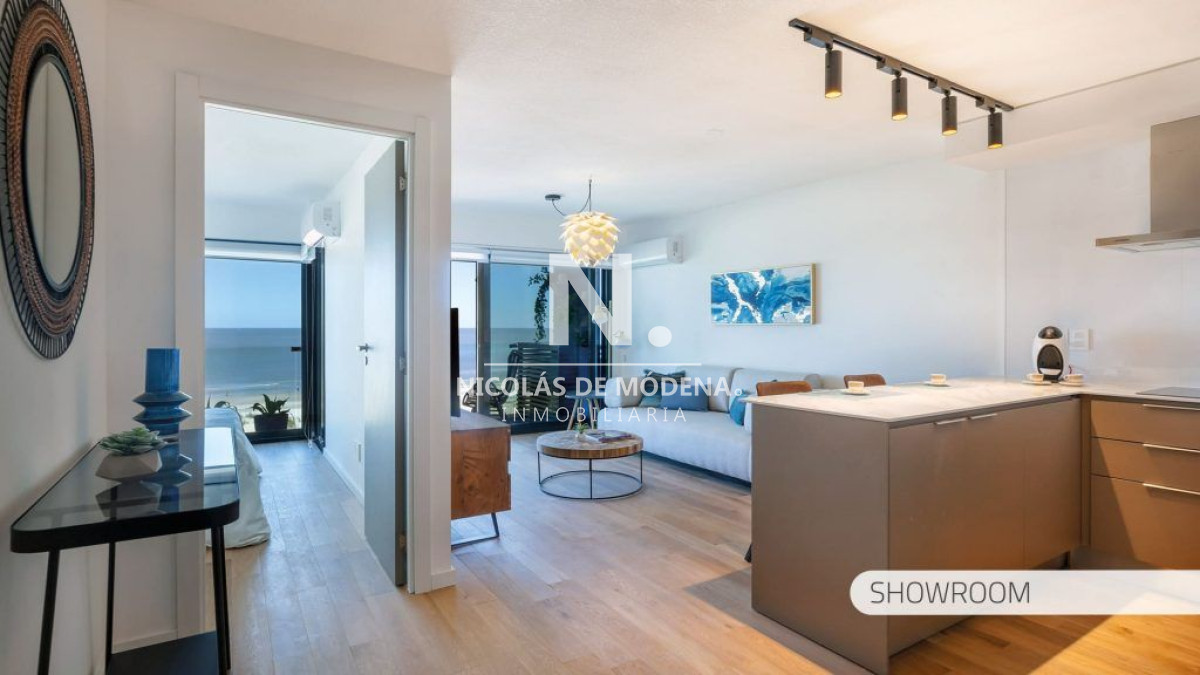 Venta Moderno Apartamento de 2 Dormitorios Frente a la rambla Malvin,Montevideo - NDM30291A