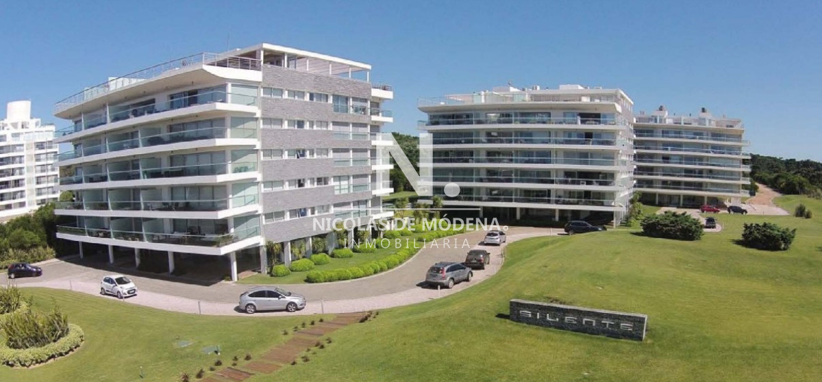 Hermoso departamento en venta, en edificio Silente.