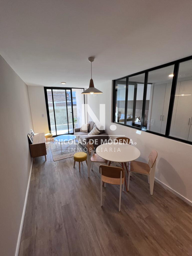 Venta Apartamento de 1 Dormitorio Con Renta  En el Centro - Montevideo. - NDM8529A