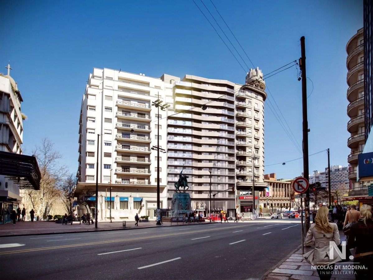 Venta Apartamento de 2 dormitorios en Centro de Montevideo, Torre Centra frente al Gaucho
