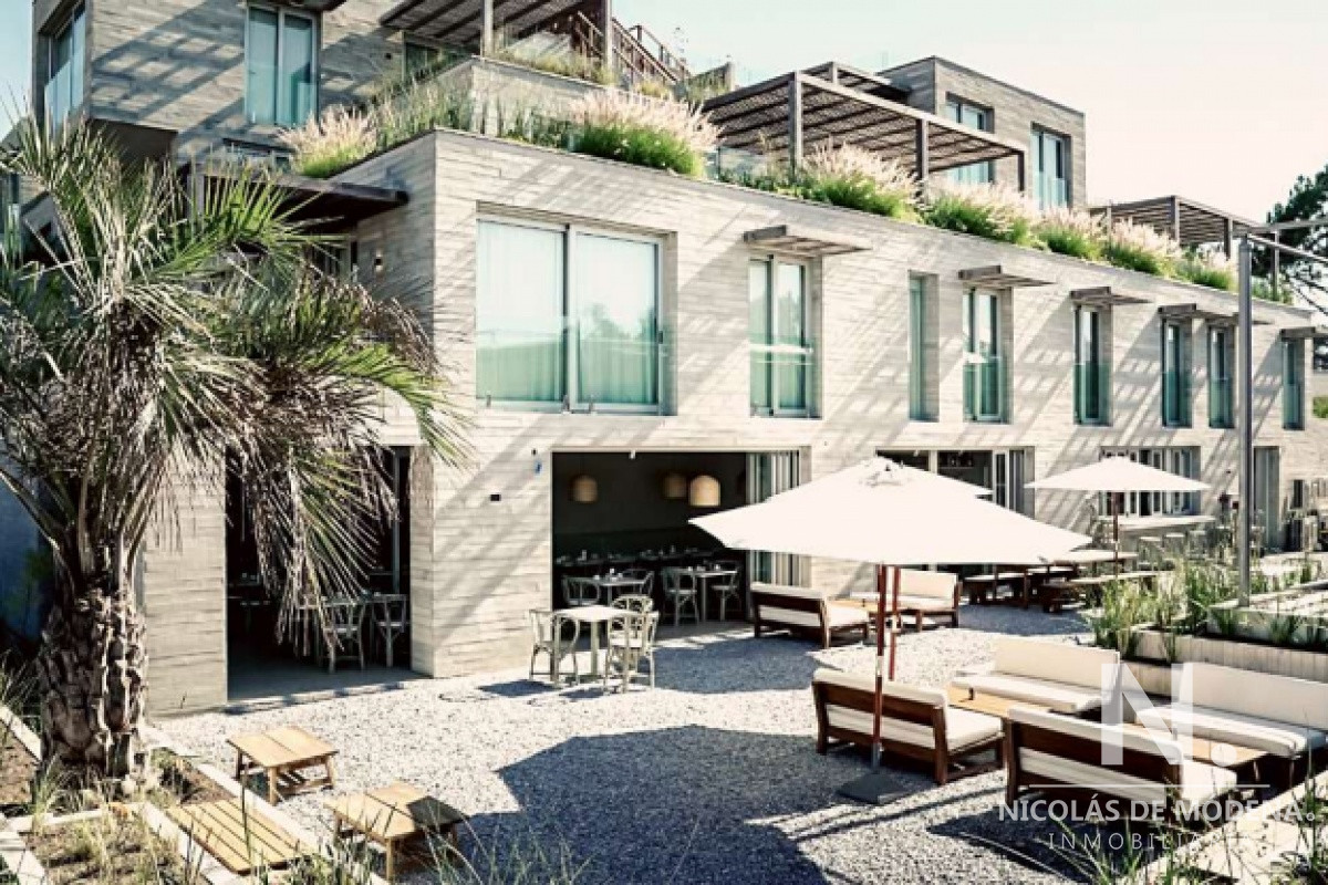 Departamento en venta en Jose Ignacio a pasos del mar.