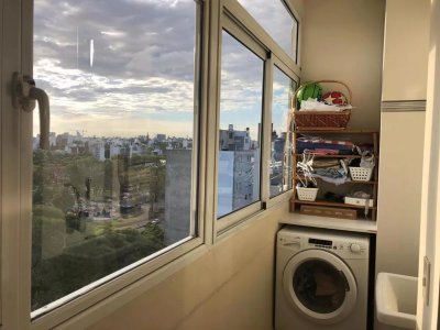 Apartamento de 3 Dormitorios con Garage en Punta Carretas. Montevideo