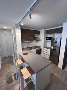  Apartamento en Venta de 1 dormitorio Amoblado y con Renta. Centro