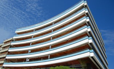 Exclusivo apartamento frente al puerto. 3 dormitorios en venta