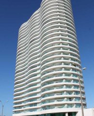 Vende Apartamento en Mansa, Punta del Este de 3 Dormitorios en suite