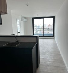 Apartamento de 2 dormitorios en Pocitos con renta.