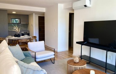 Apartamento de 1 Dormitorio con Patio. Pocitos Nuevo