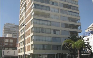 Hermoso Departamento en venta. Punta del este.