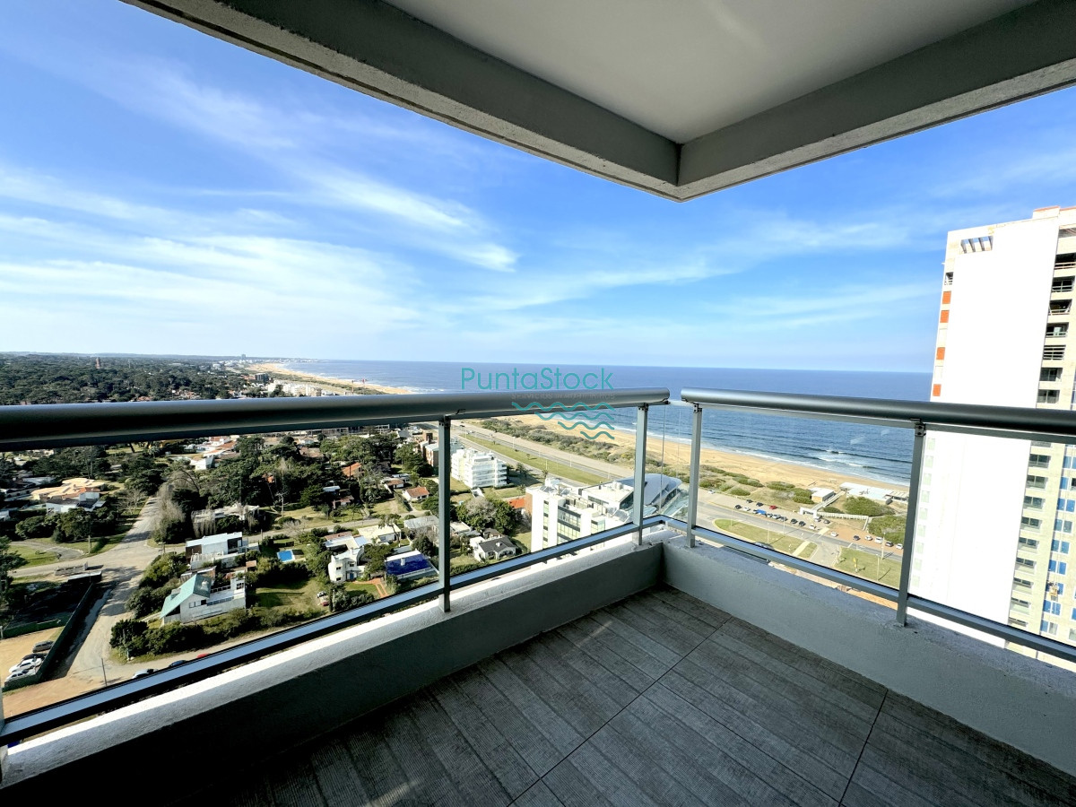Alquiler Apartamento 2 dormitorios y servicio frente al mar con parrillero - PSK1853A