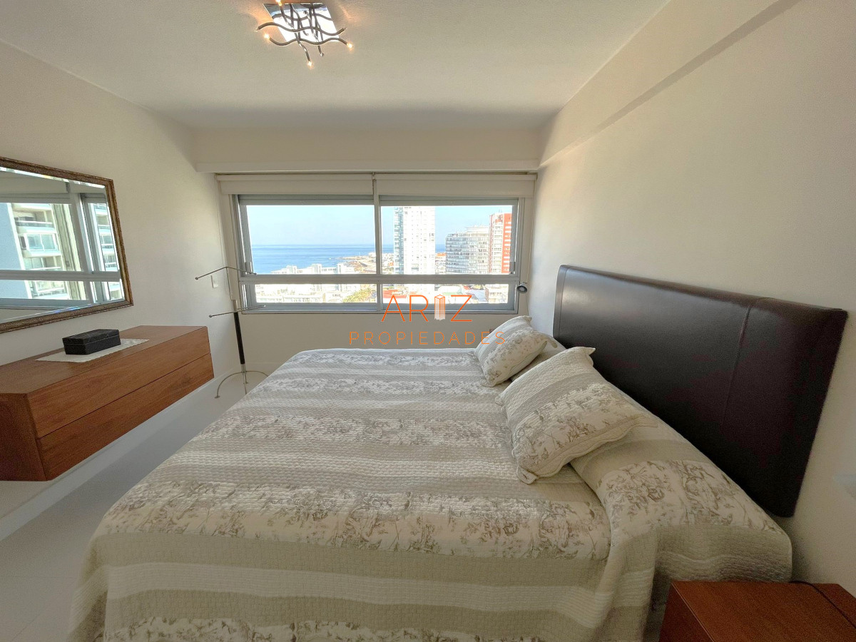 Apartamento ID.2272 - Venta Apartamento en Península 2 dormitorios 2 baños reciclado  Punta del Este