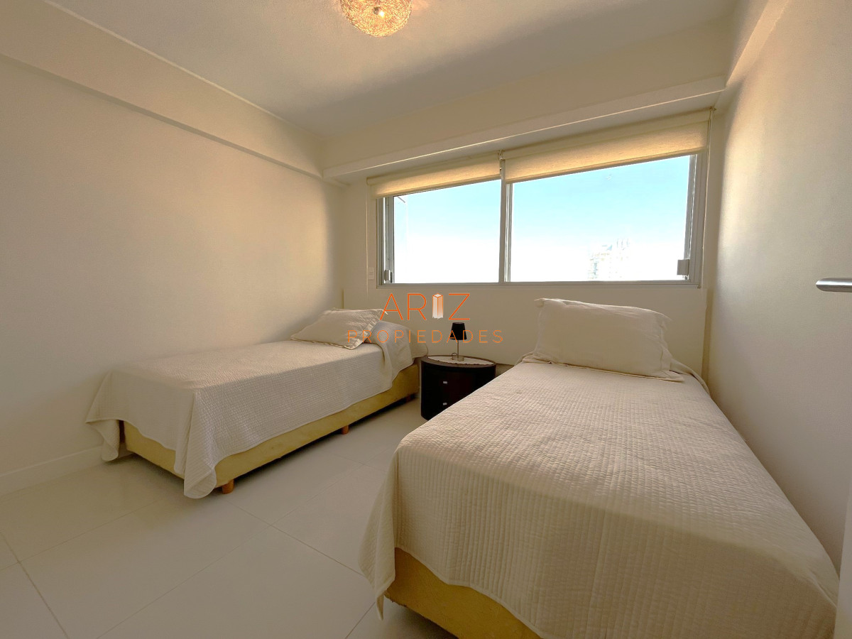 Apartamento ID.2272 - Venta Apartamento en Península 2 dormitorios 2 baños reciclado  Punta del Este
