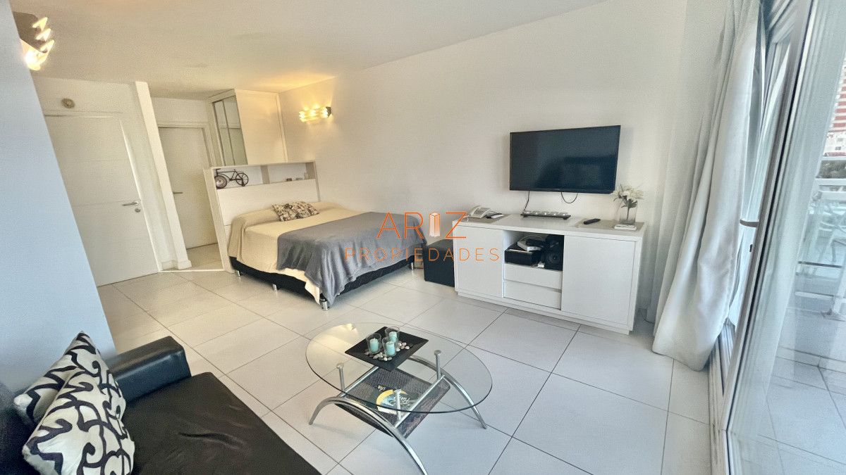 Apartamento ID.2307 - Venta apartamento monoamiente 1 ambiente en Península - Punta del Este