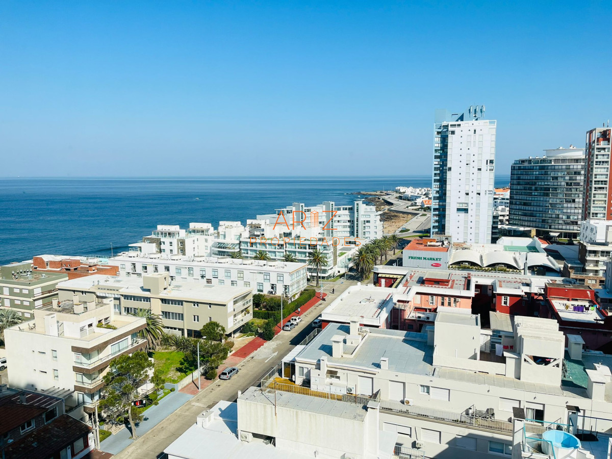 Apartamento ID.2272 - Venta Apartamento en Península 2 dormitorios 2 baños reciclado  Punta del Este