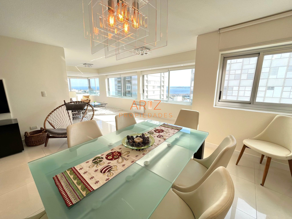 Apartamento ID.2272 - Venta Apartamento en Península 2 dormitorios 2 baños reciclado  Punta del Este